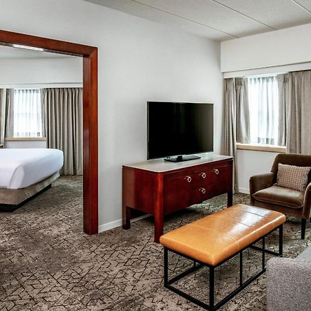 Sheraton Boston Needham Hotel Ngoại thất bức ảnh