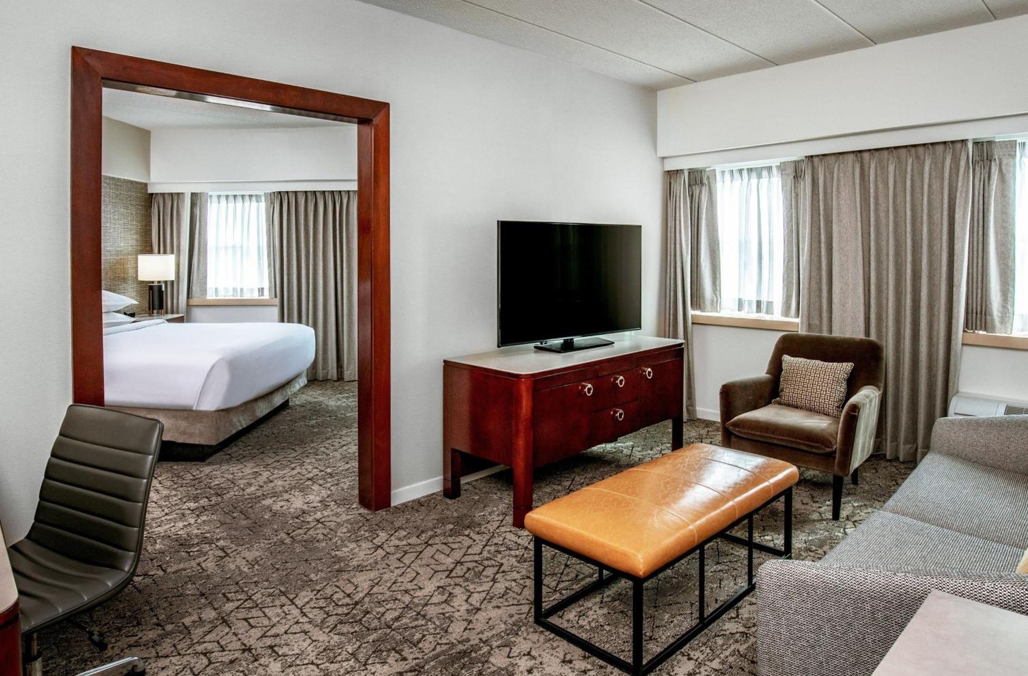 Sheraton Boston Needham Hotel Ngoại thất bức ảnh