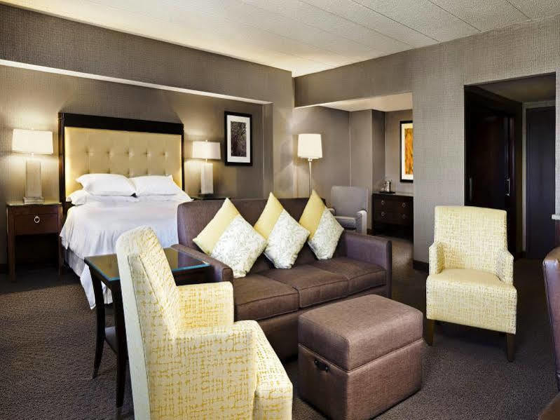 Sheraton Boston Needham Hotel Ngoại thất bức ảnh